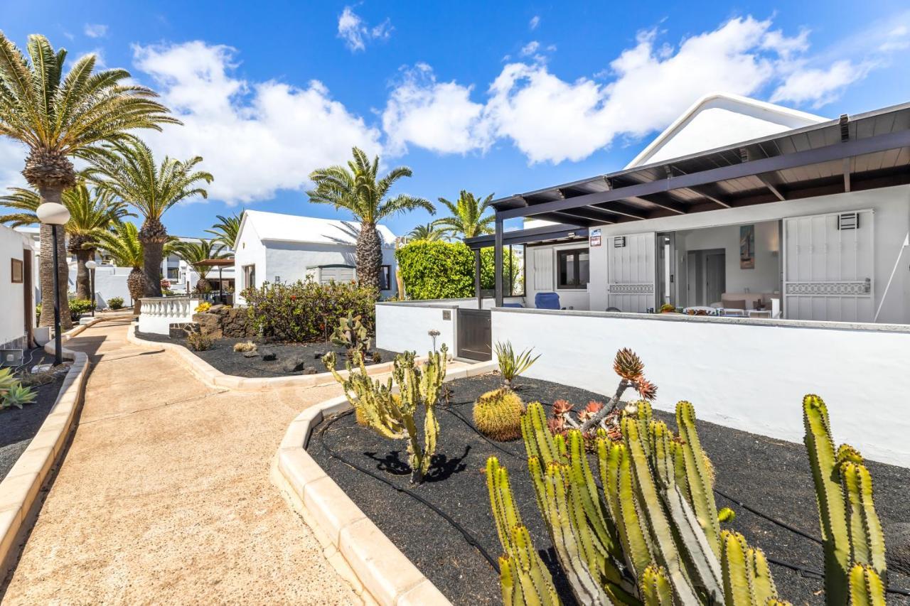 Home2Book Design House Bastian Beach Costa Teguise Esterno foto